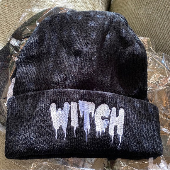 Winter “Witch” Hat Beanie - Picture 4 of 4